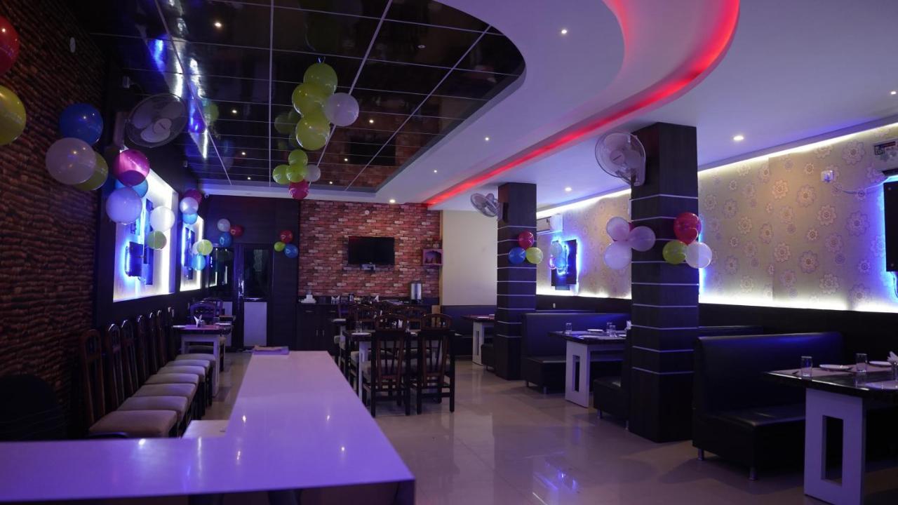 Hotel Janvi Interntaional Inn Muzaffarpur Extérieur photo